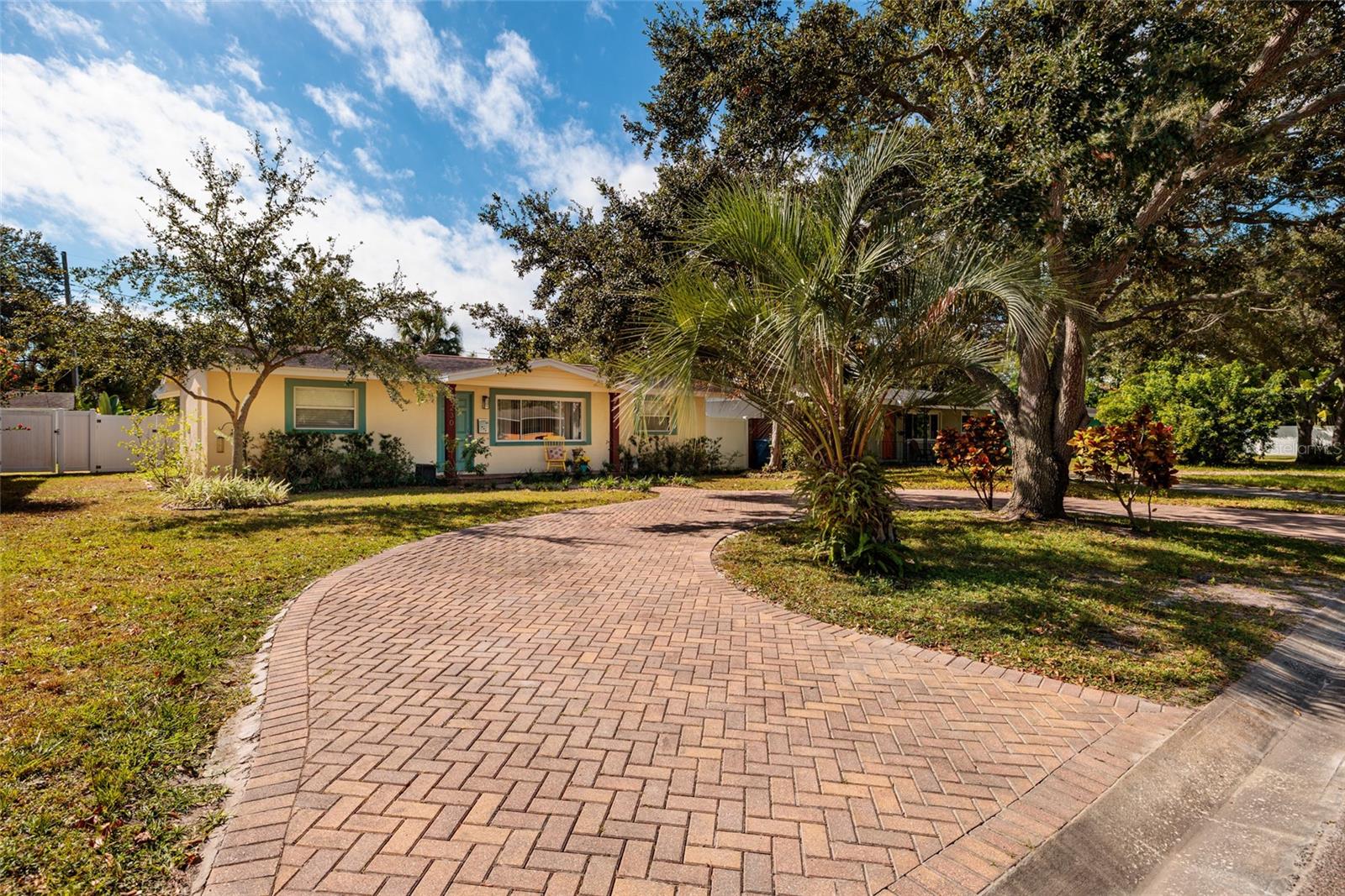 SNELL GARDENS SUB - Residential