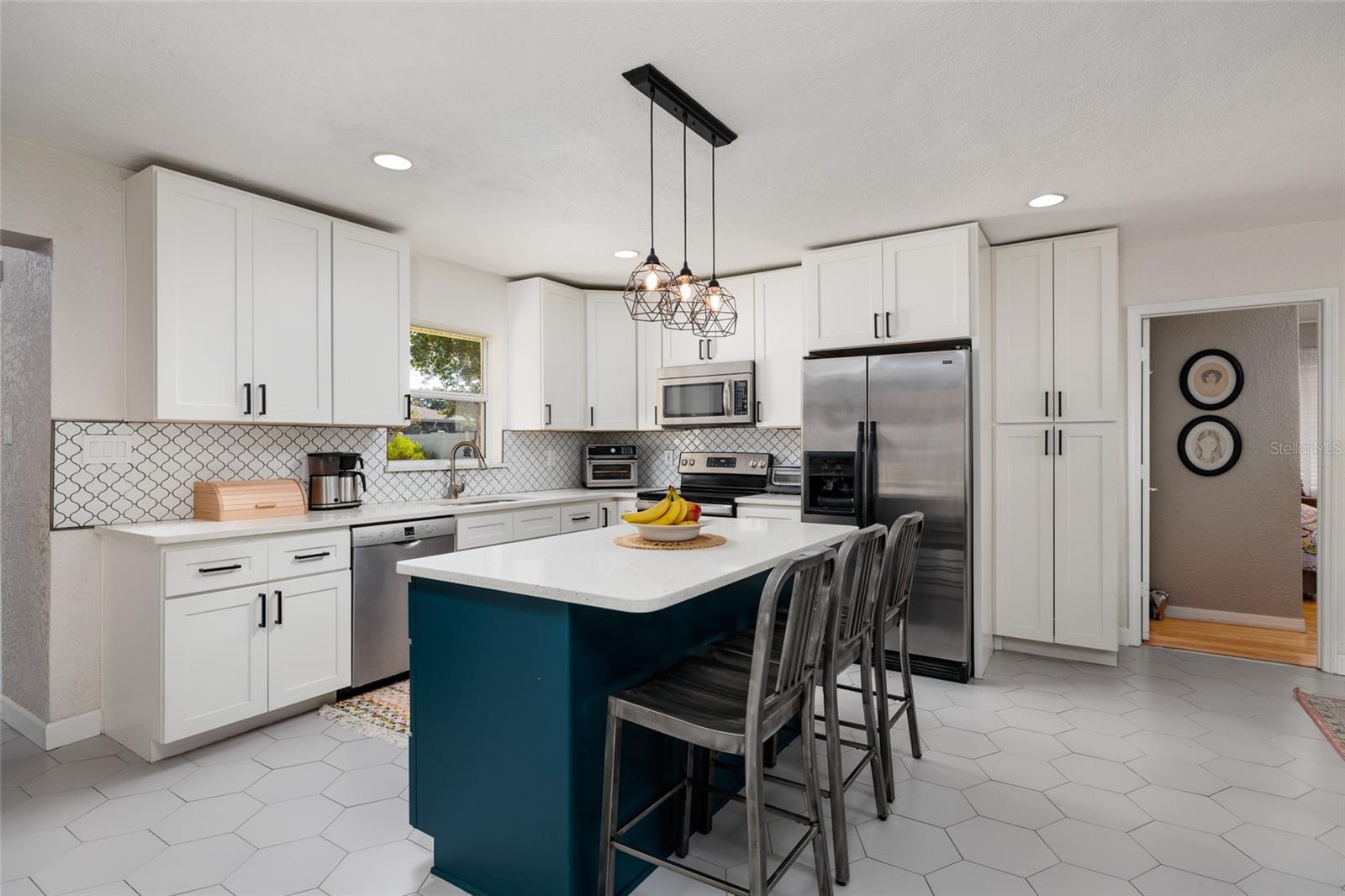 SNELL GARDENS SUB - Residential