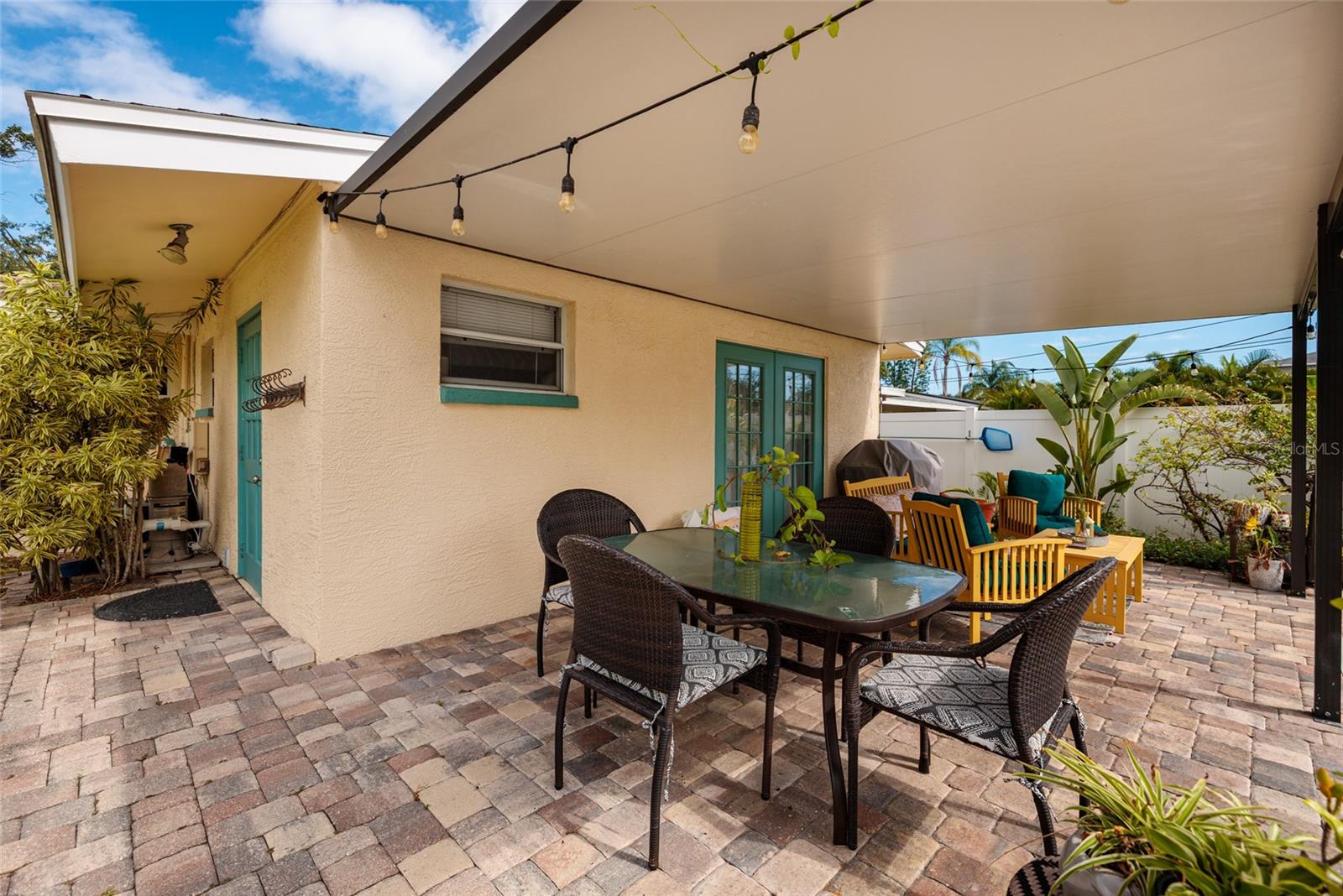 SNELL GARDENS SUB - Residential