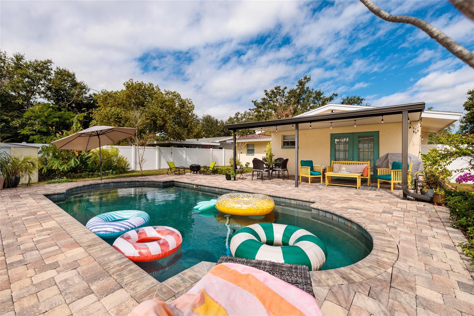 SNELL GARDENS SUB - Residential