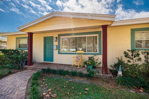 230 43RD AVENUE NE ST PETERSBURG FL 33703