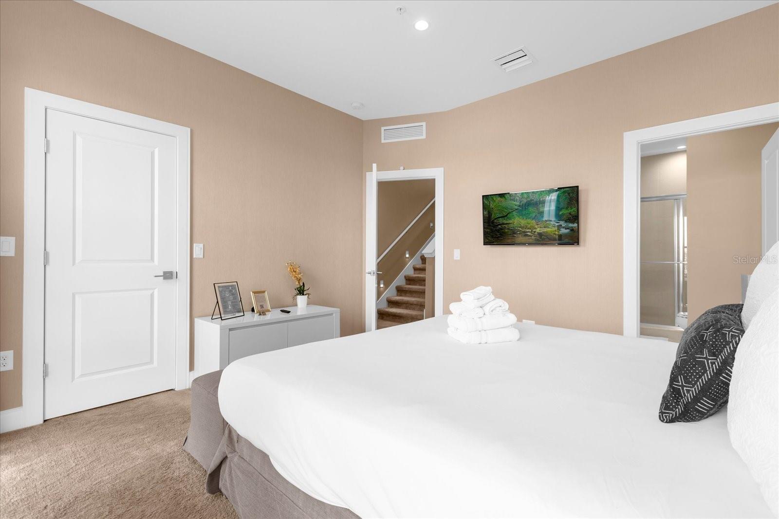 MAGIC VILLAGE REP - Residential