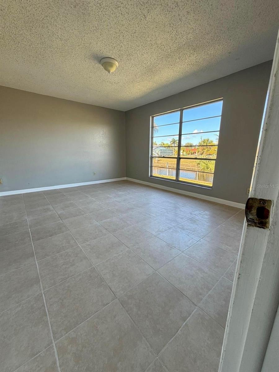 WYCHEWOOD SHORES - Residential Income