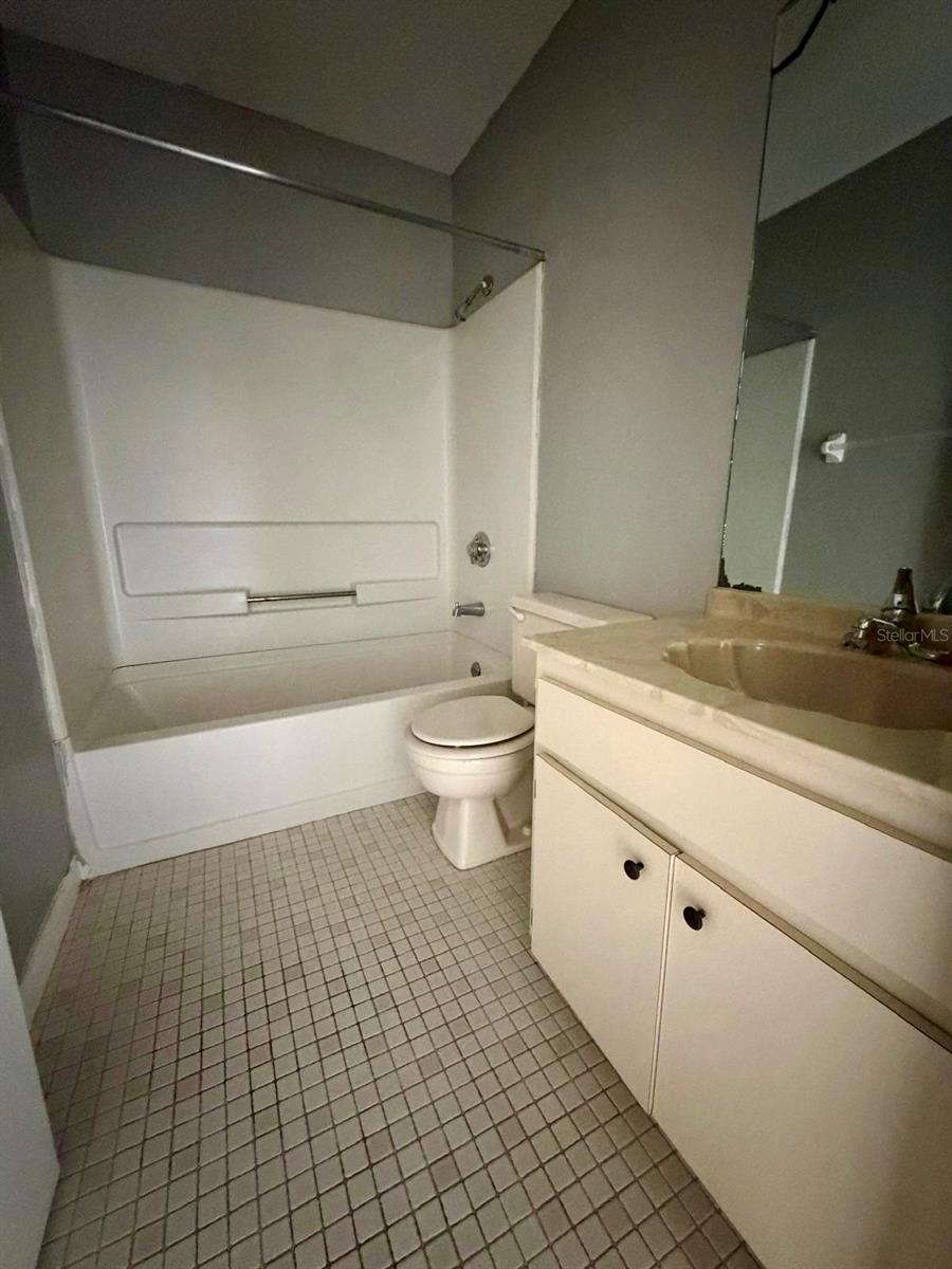 WYCHEWOOD SHORES - Residential Income