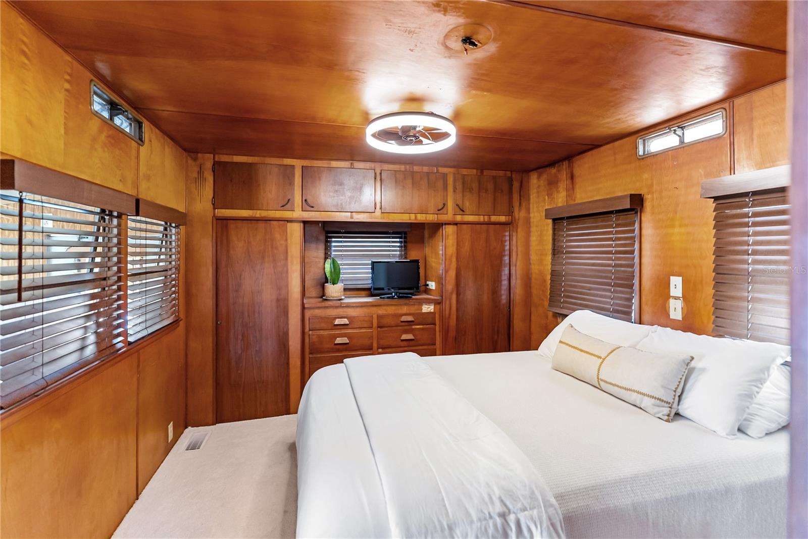 DESOTO PLACE - Residential