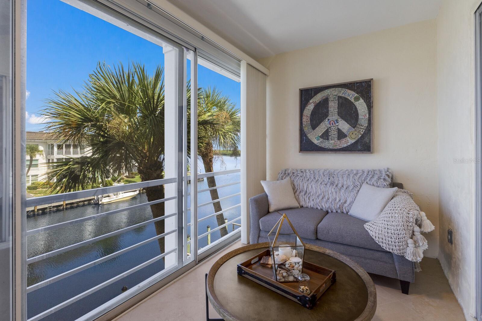 LONGBOAT HARBOUR - Residential