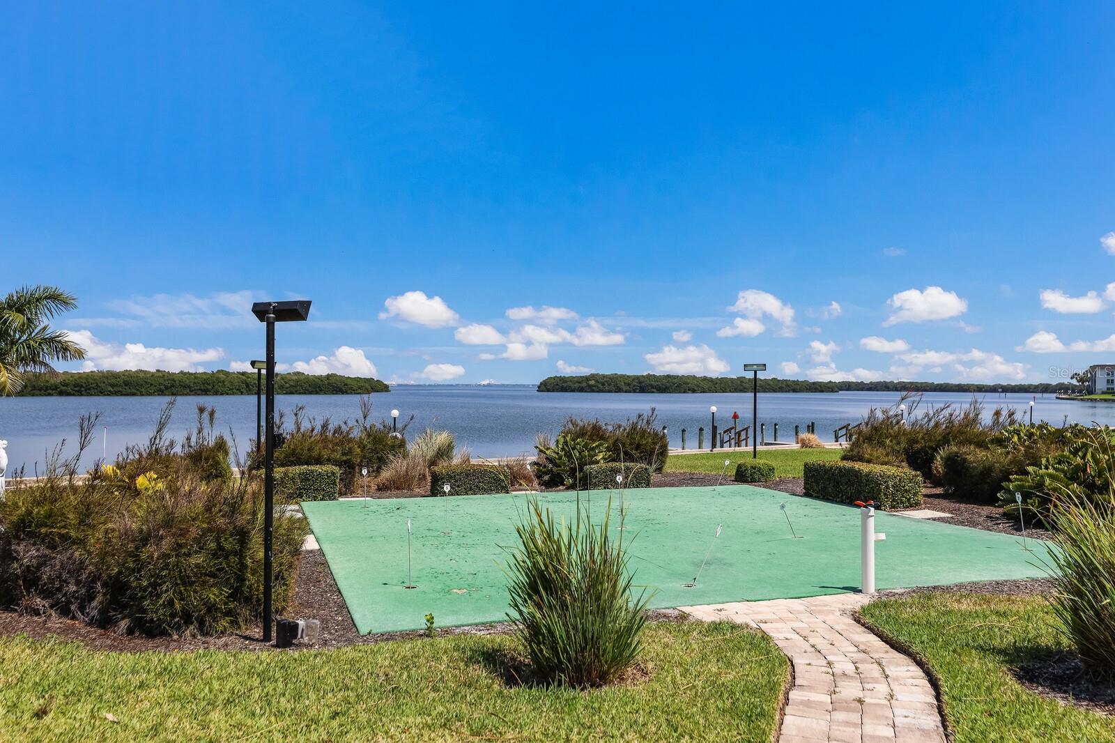 LONGBOAT HARBOUR - Residential