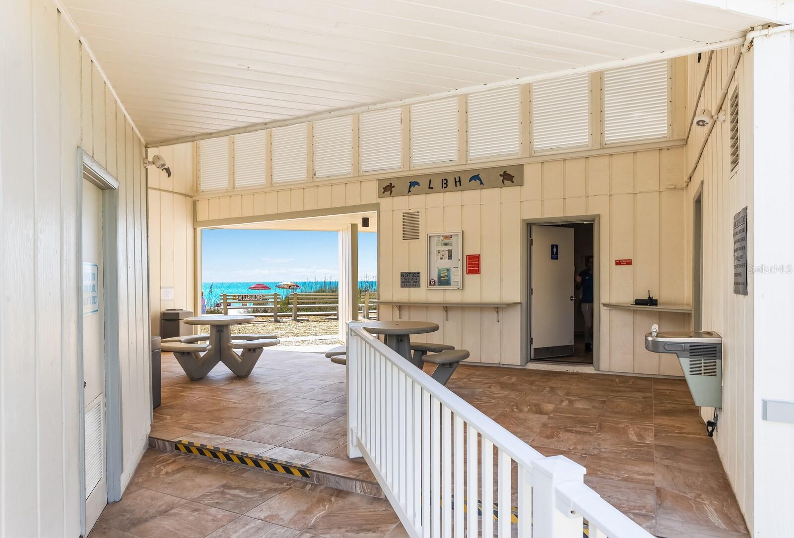 LONGBOAT HARBOUR - Residential