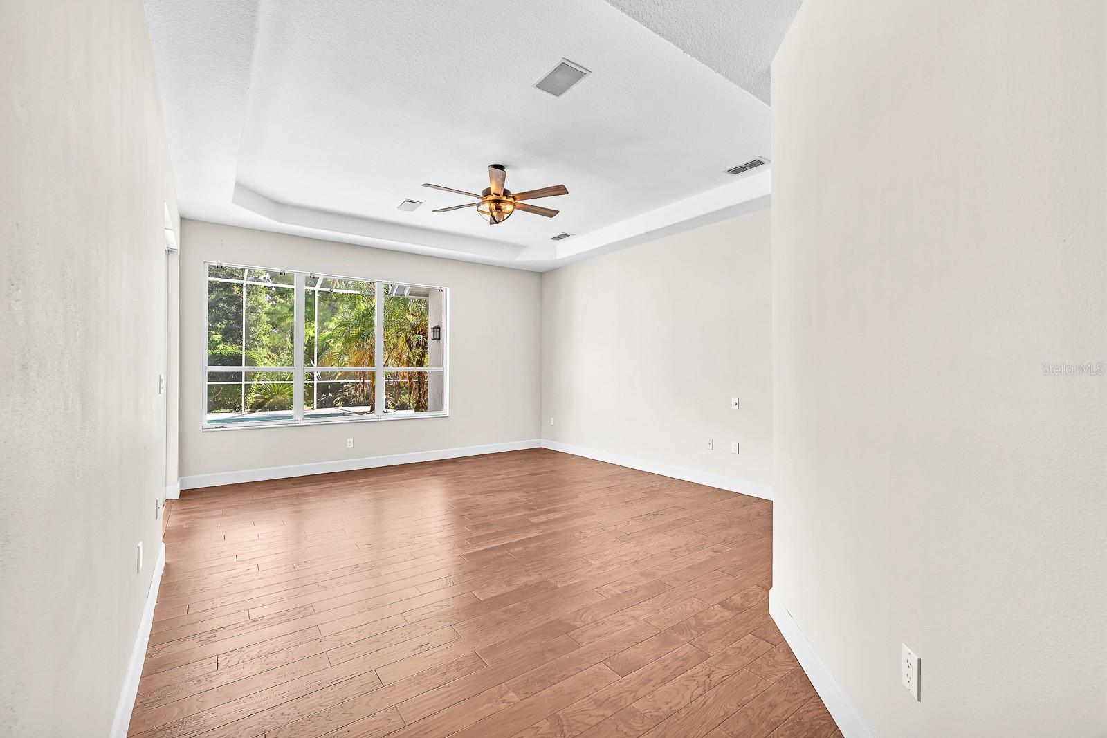 RIVER HILLS COUNTRY CLUB PARCE - Residential