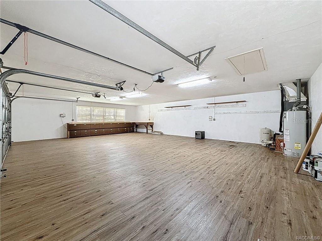 PINE RIDGE UNIT 01 - Residential