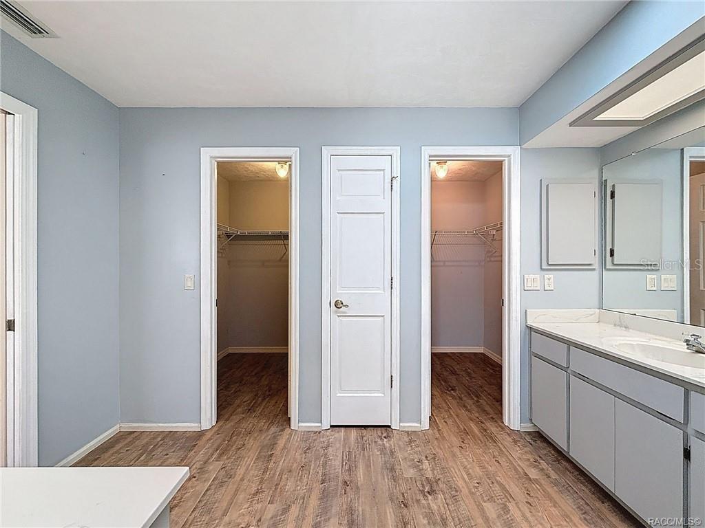 PINE RIDGE UNIT 01 - Residential