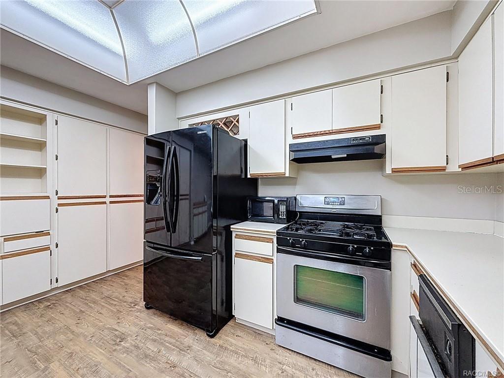 PINE RIDGE UNIT 01 - Residential