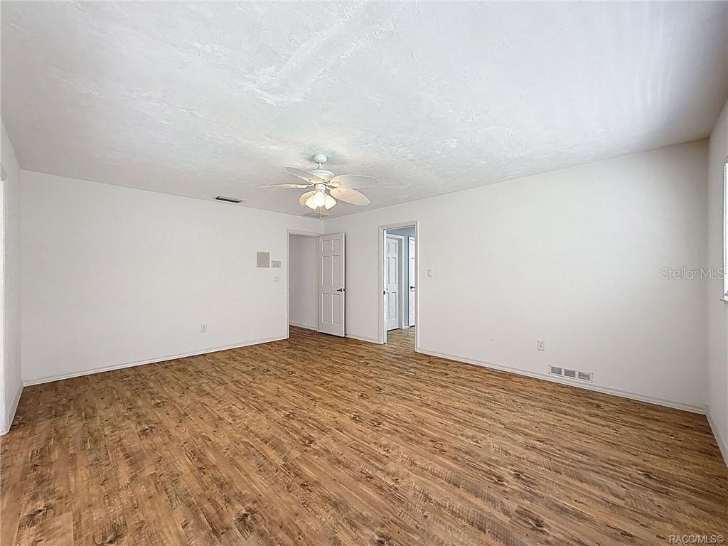 PINE RIDGE UNIT 01 - Residential