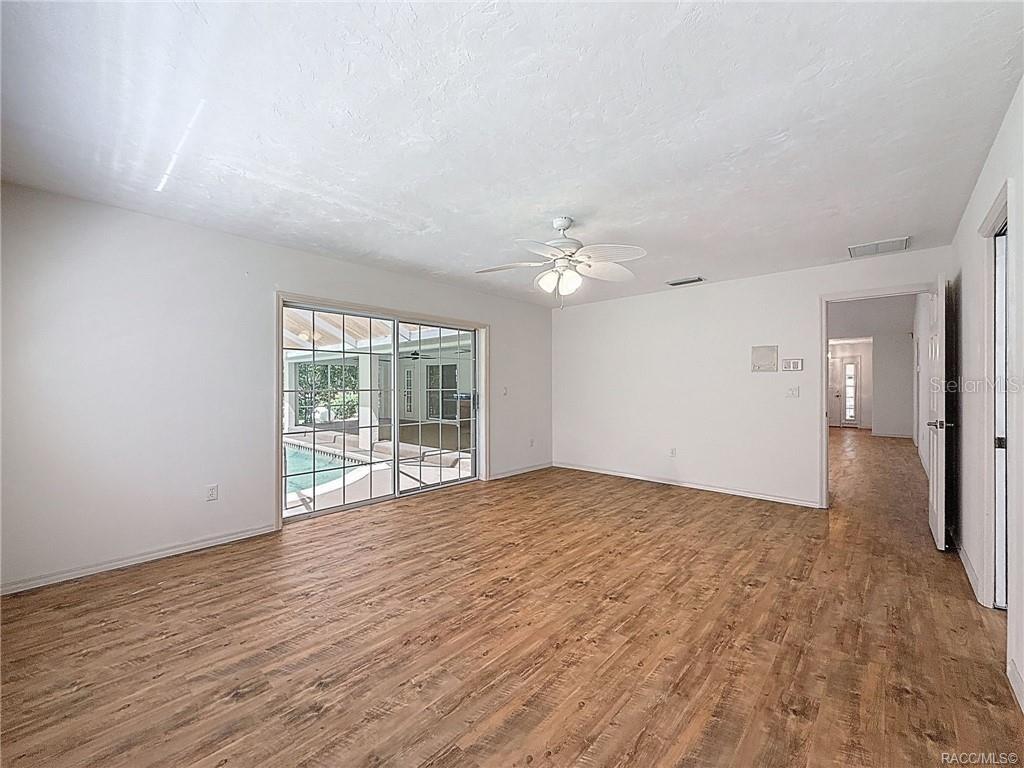 PINE RIDGE UNIT 01 - Residential