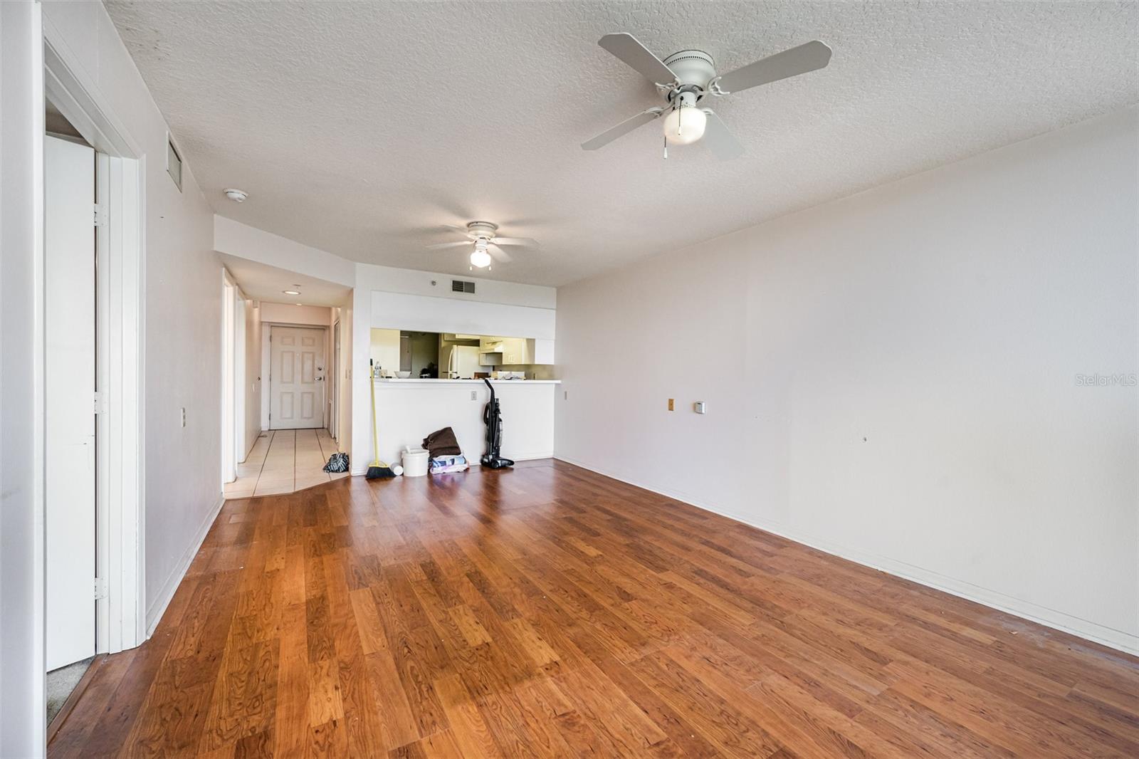 1420 HUNTINGTON LANE 2502