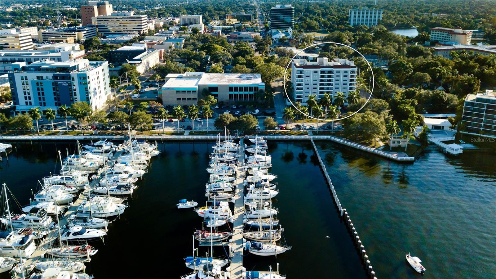 THE RIVERVIEW - Residential