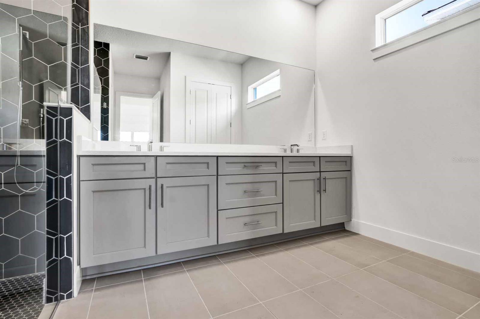 ISLES AT LAKEWOOD RANCH PH IV - Residential