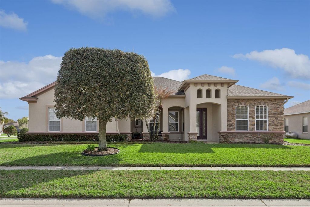 Photo of 12344 Shadowbrook Lane, Orlando, FL 32828 (MLS # O6386972)