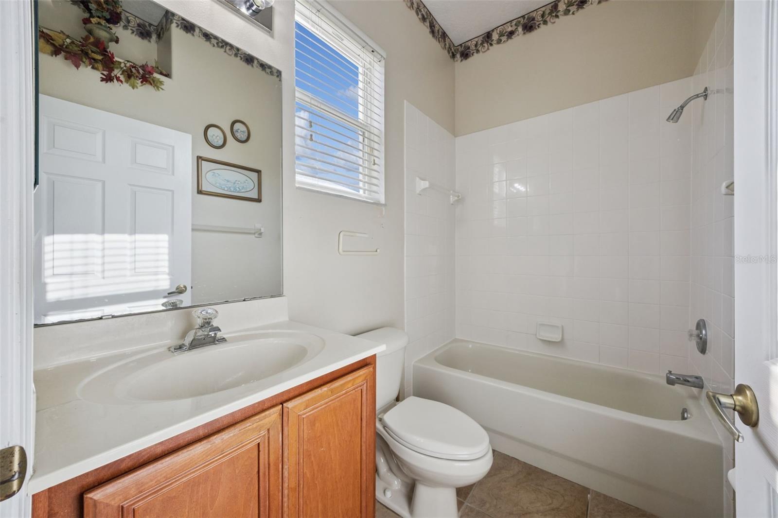 WATERFORD CHASE VILLAGE TR F - Residential