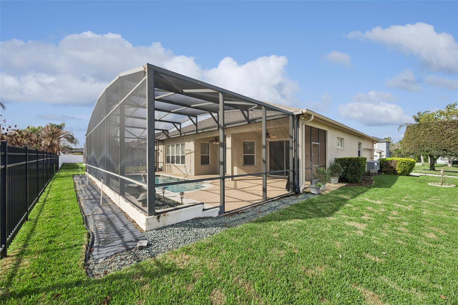 WATERFORD CHASE VILLAGE TR F - Residential