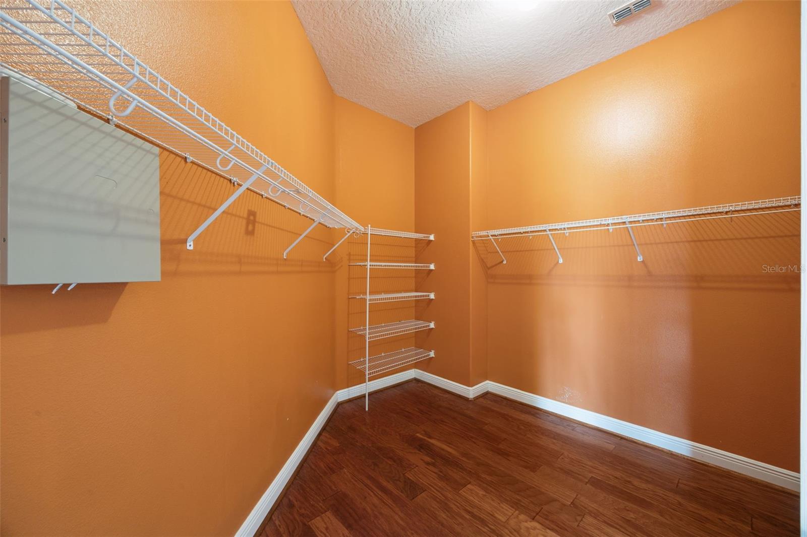 WATERFORD CHASE VILLAGE TR F - Residential