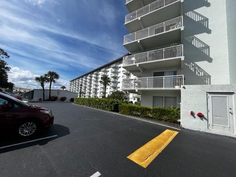 Condominium in DAYTONA BEACH FL 100 SILVER BEACH AVENUE 3.jpg
