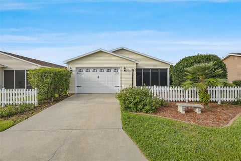 Tiny photo for 481 Hildalgo Dr, The Villages, FL 32159 (MLS # G5117814)