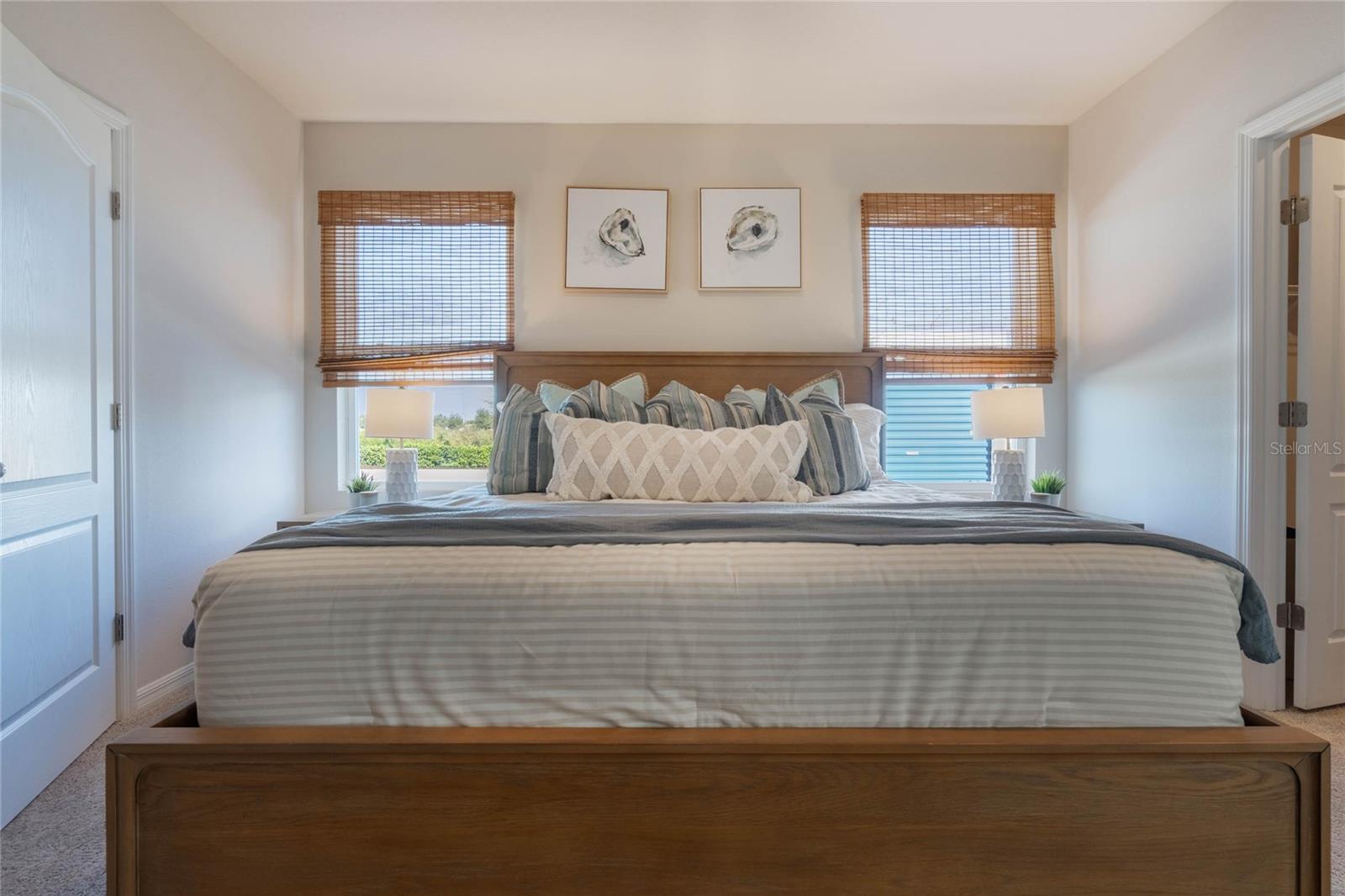 MAGNOLIA POINTE - Residential
