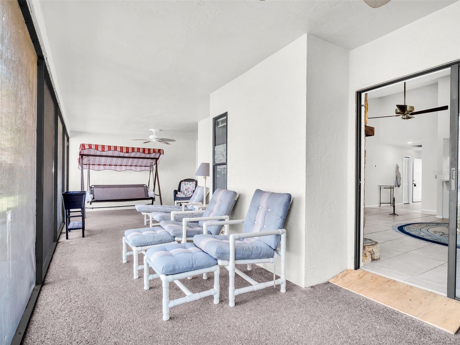 GREEN DOLPHIN PARK VILLAS CONDO - Residential