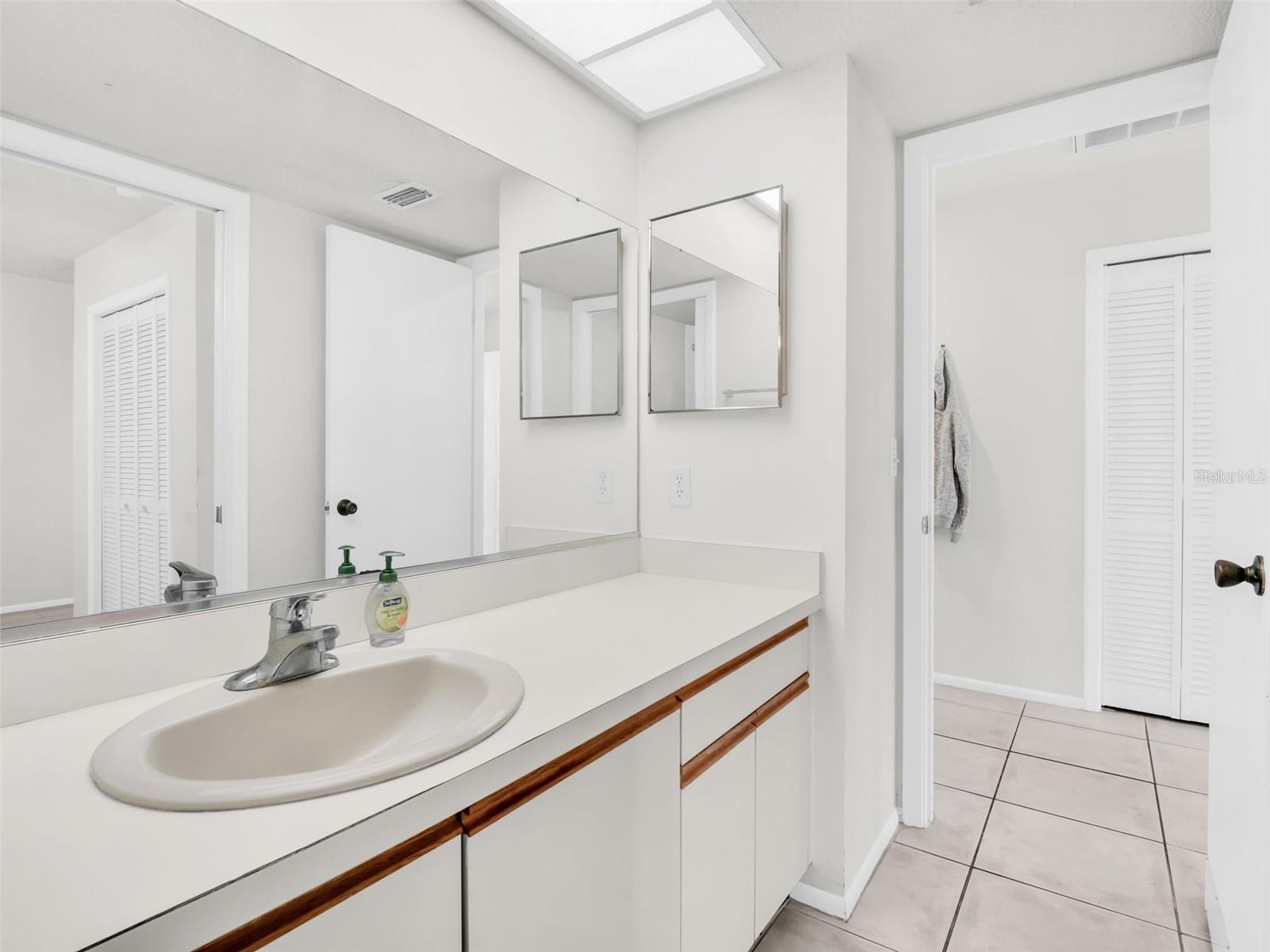 GREEN DOLPHIN PARK VILLAS CONDO - Residential