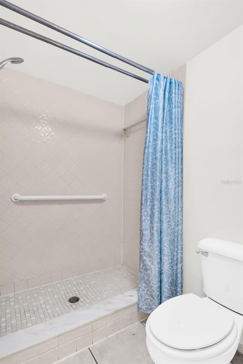 GREEN DOLPHIN PARK VILLAS CONDO - Residential