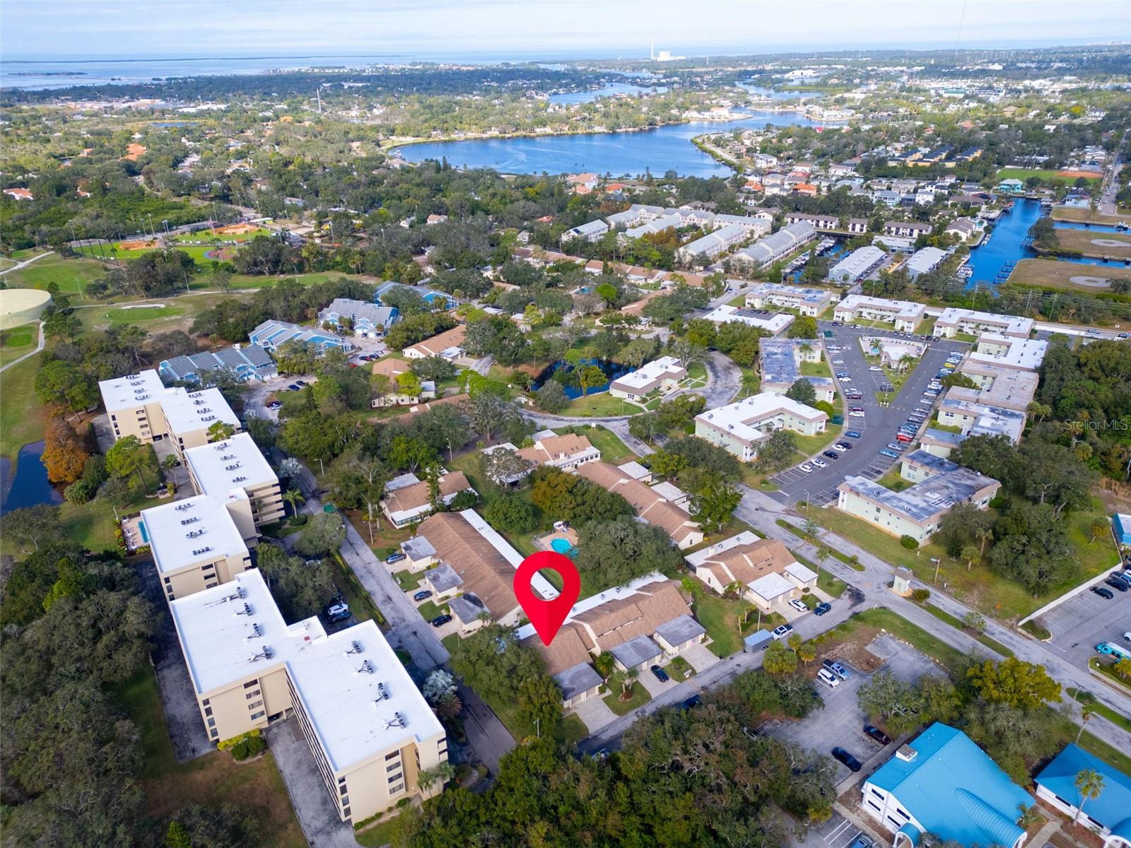 GREEN DOLPHIN PARK VILLAS CONDO - Residential