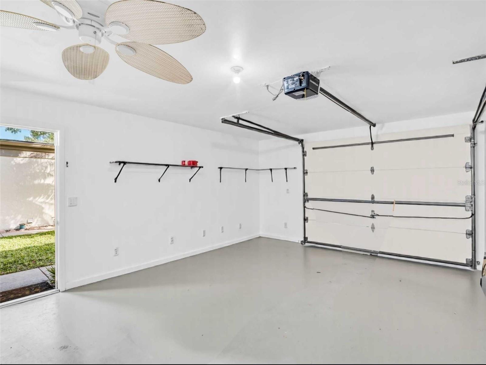 GREEN DOLPHIN PARK VILLAS CONDO - Residential