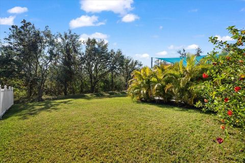 A home in PARRISH