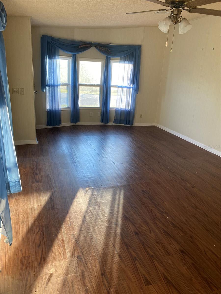 ZELLWOOD STATION COOP MH PARK - Residential