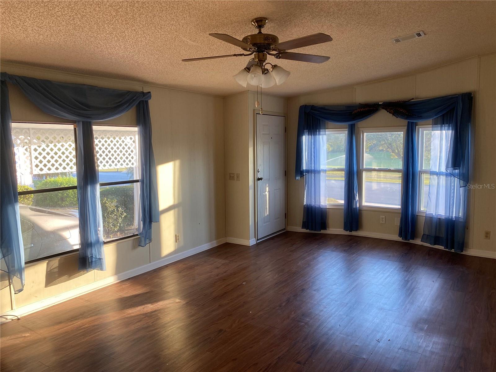 ZELLWOOD STATION COOP MH PARK - Residential