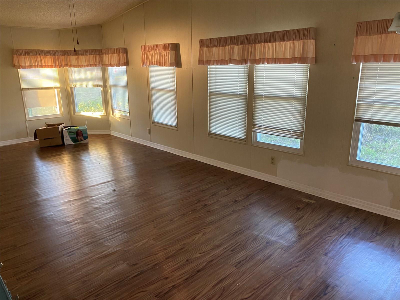 ZELLWOOD STATION COOP MH PARK - Residential