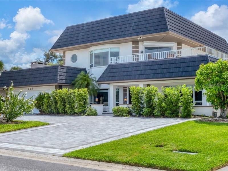 225 HARBOR HOUSE DRIVE