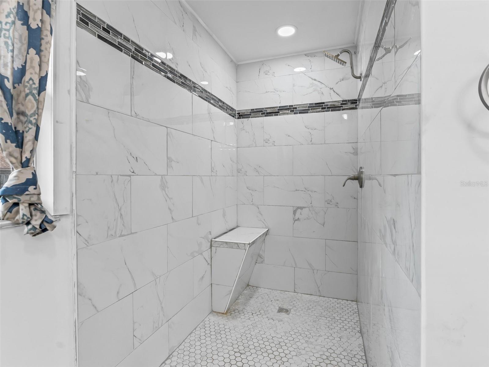 WINDGATE ESTATE - Residential