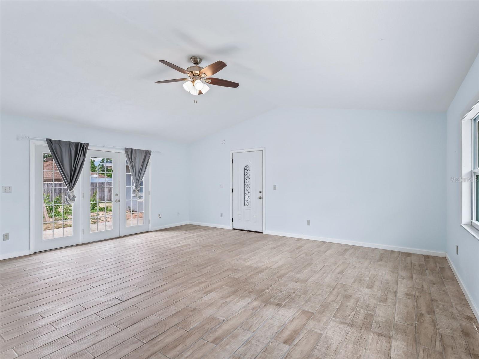 WINDGATE ESTATE - Residential