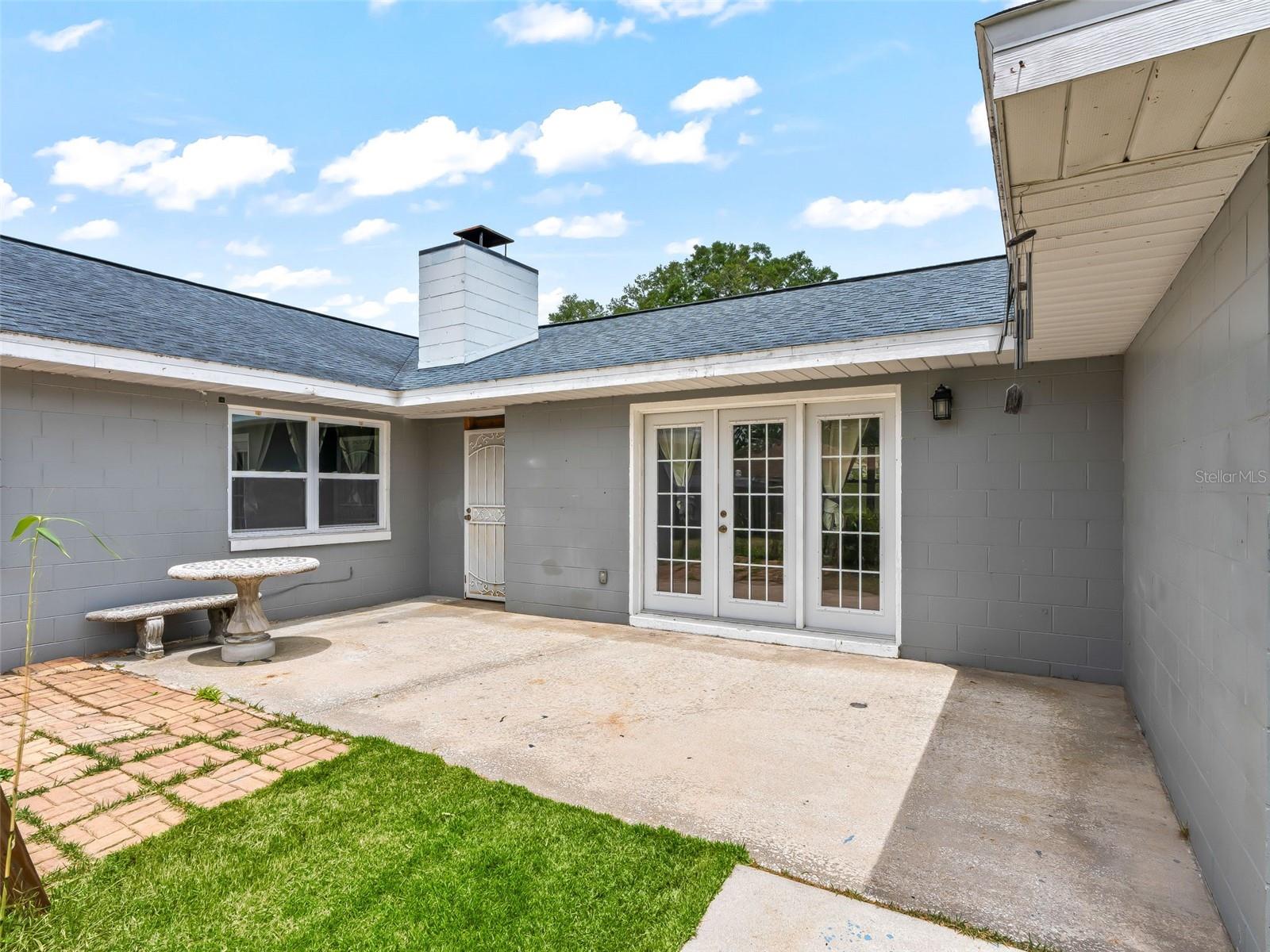 WINDGATE ESTATE - Residential