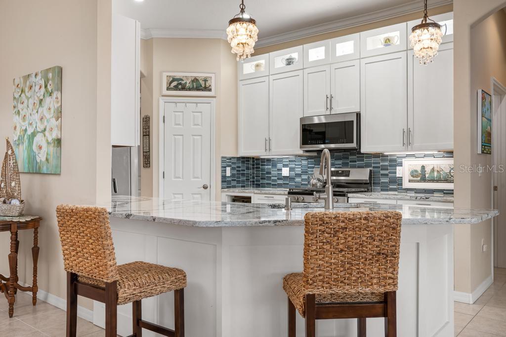 264 DAHLIA COURT, BRADENTON, FL, 34212 4 264 DAHLIA COURT