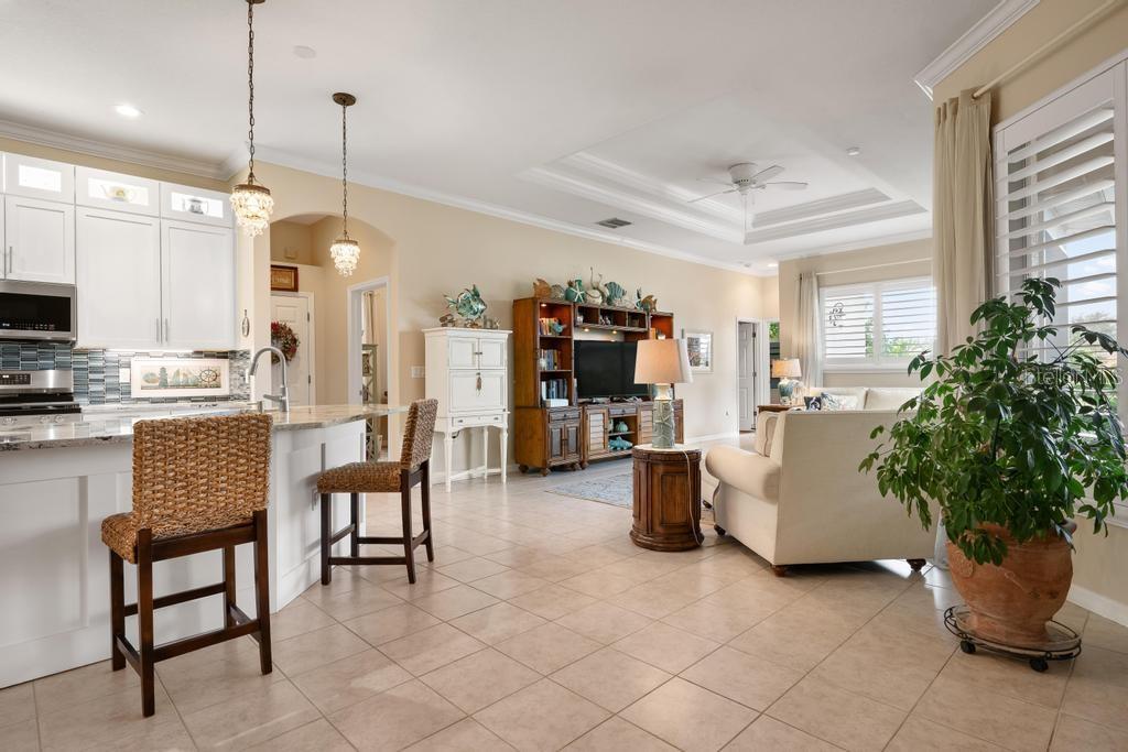 264 DAHLIA COURT, BRADENTON, FL, 34212 3 264 DAHLIA COURT