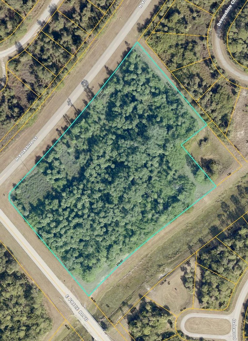 Photo of N Yorkshire Street, North Port, FL 34288 (MLS # A4677103)