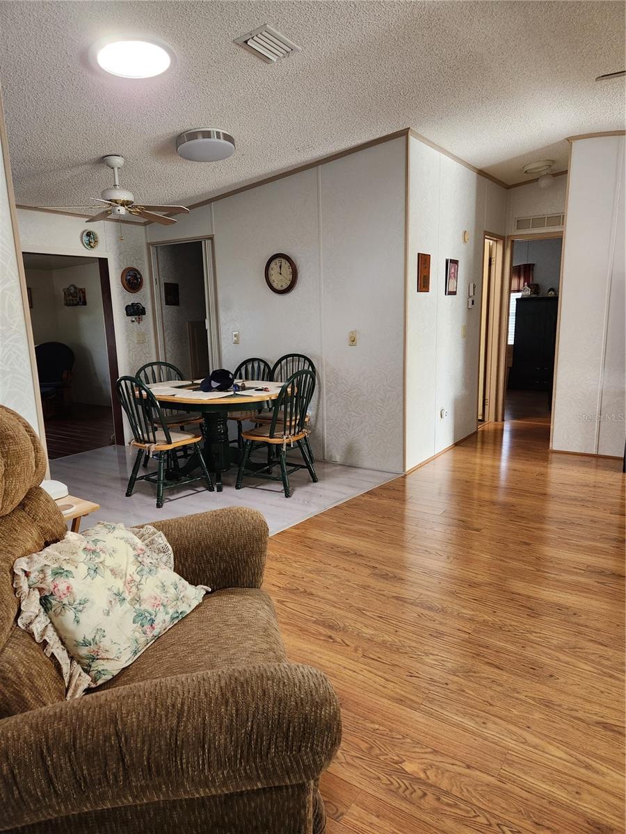 312 DOUGLAS PARK AVENUE