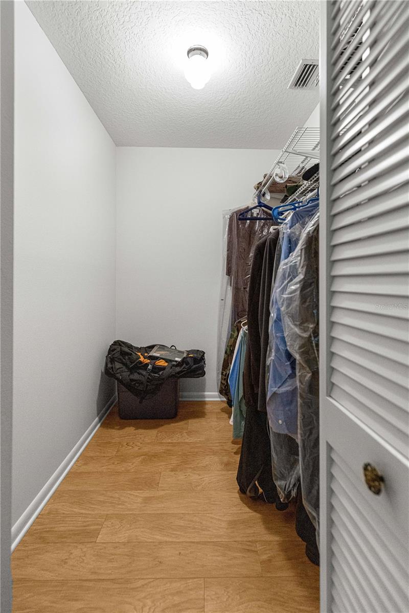 ON TOP OF THE WORLD - Residential