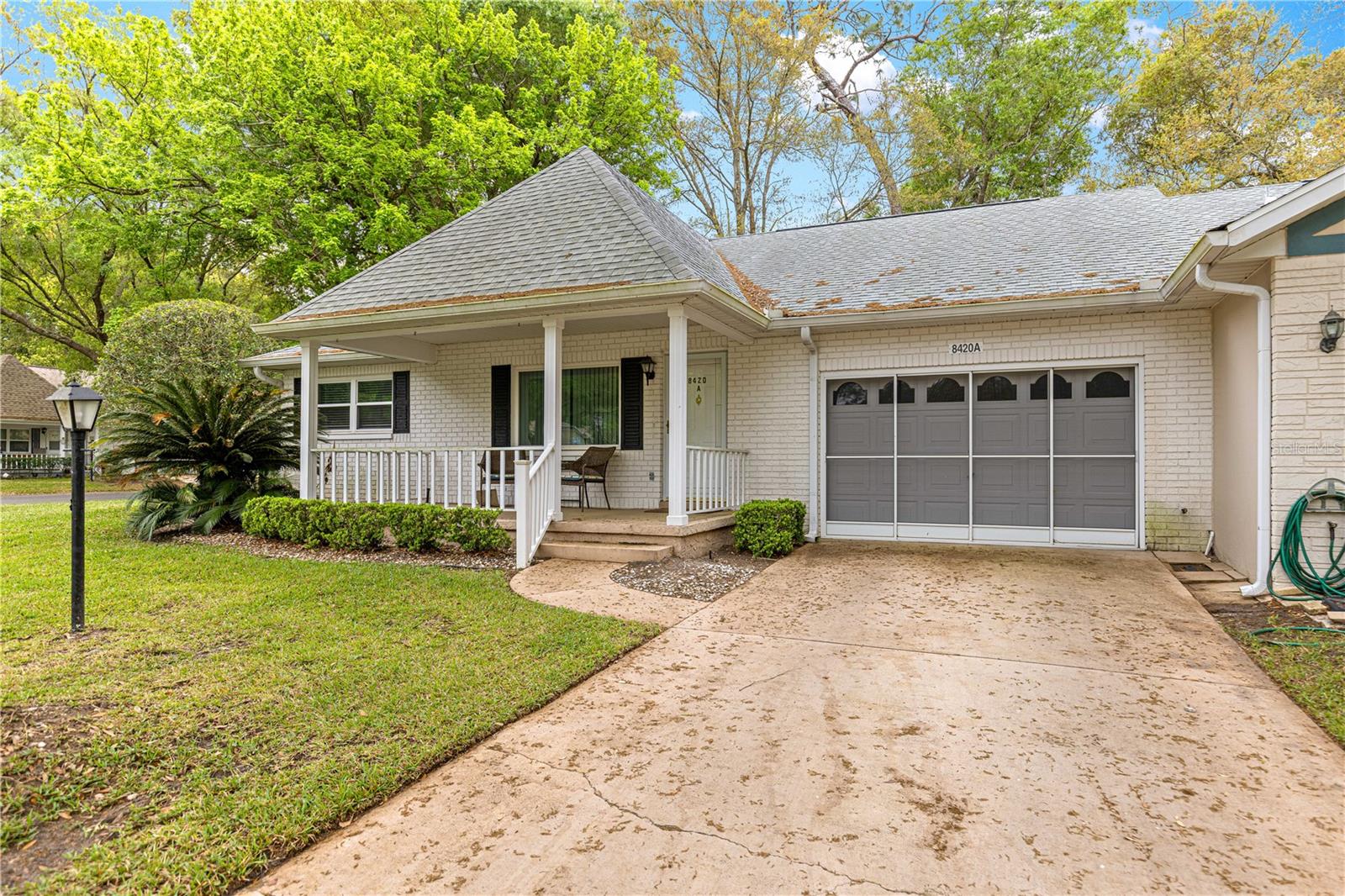 ON TOP OF THE WORLD - Residential