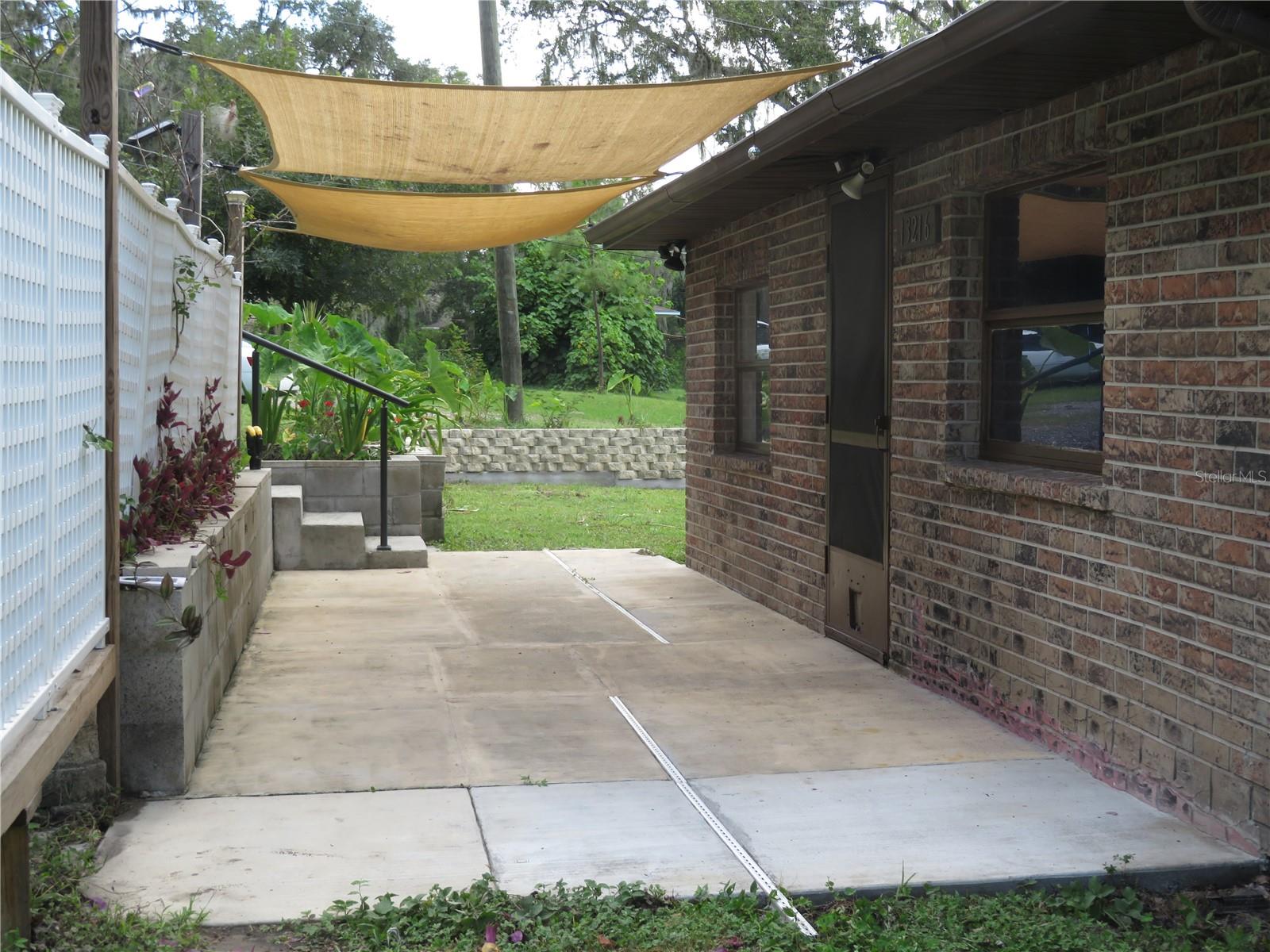 ACREAGE & UNREC - Residential