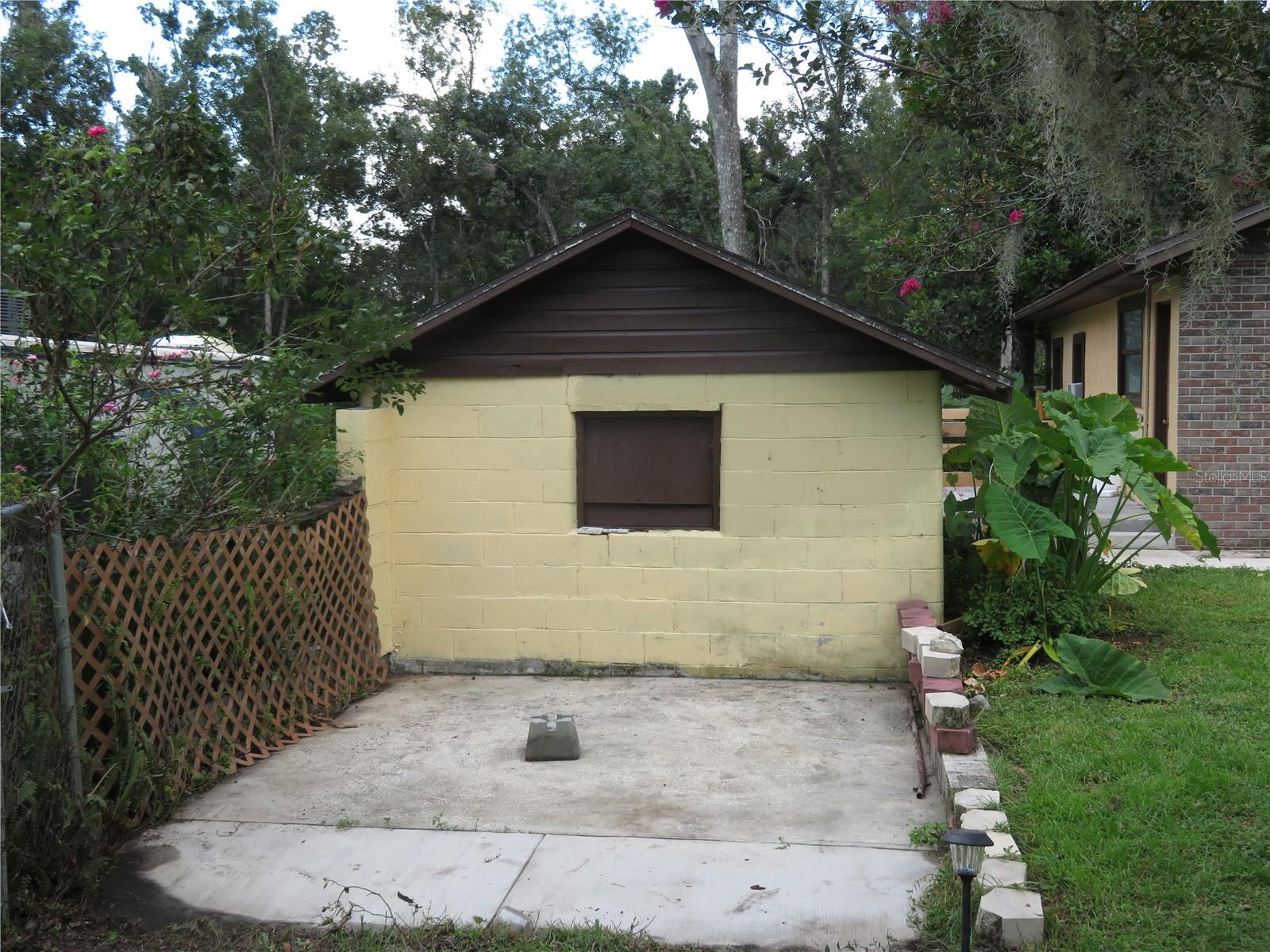 ACREAGE & UNREC - Residential