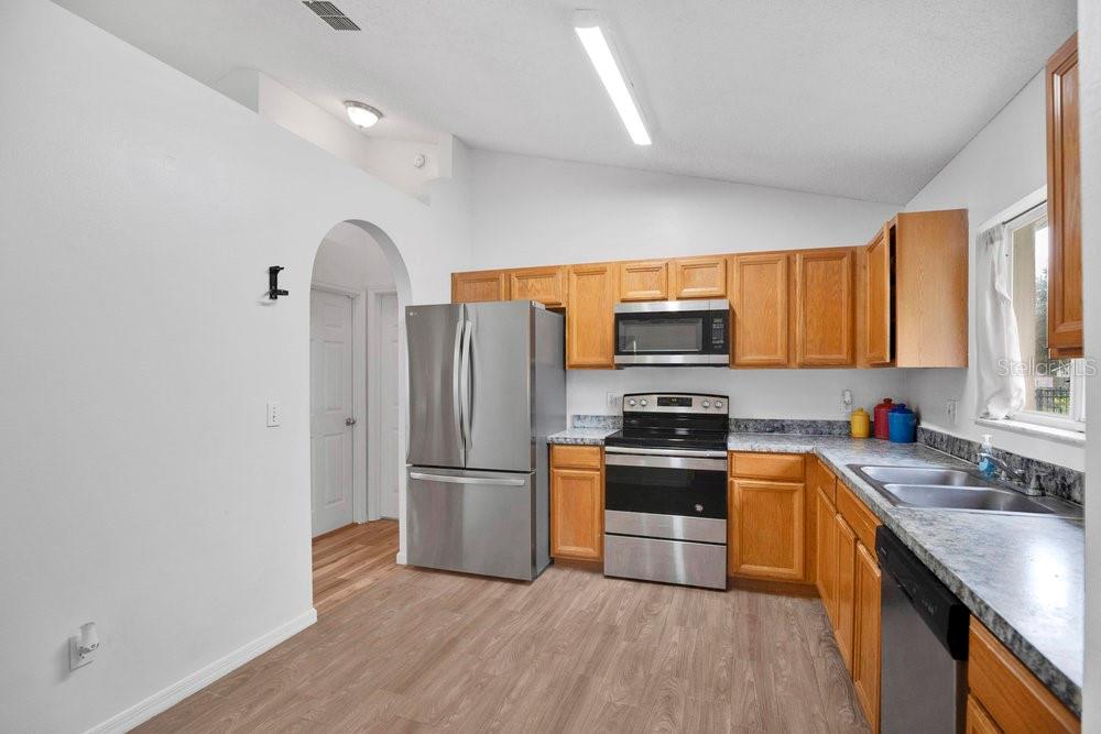 ROYAL OAK ESTATES - Residential